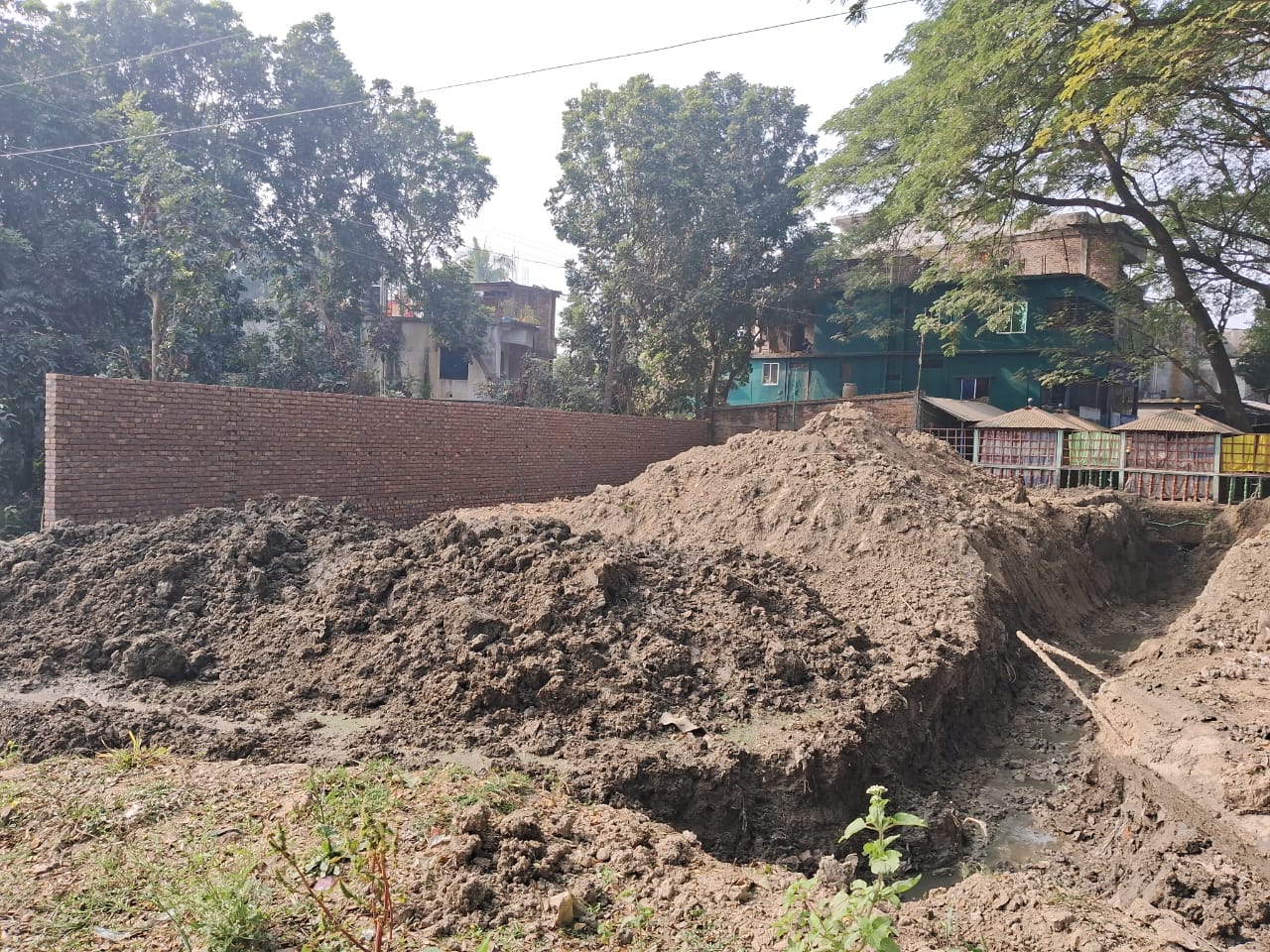 যশোর চৌগাছা সাবেক উপজেলা চেয়ারম্যানে বিরুদ্ধে জমি দখলের অভিযোগ