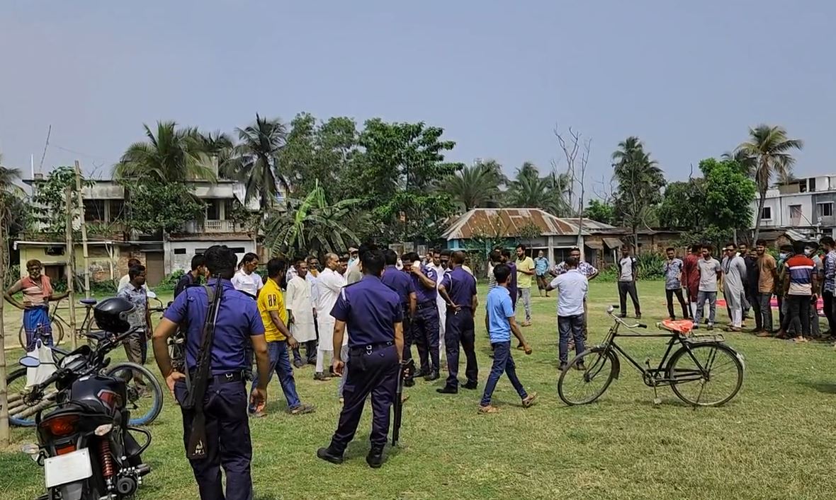 ঝিনাইদহের কালীগঞ্জে পুলিশের বাঁধায় বিএনপি’র ইফতার মাহফিল বন্ধ