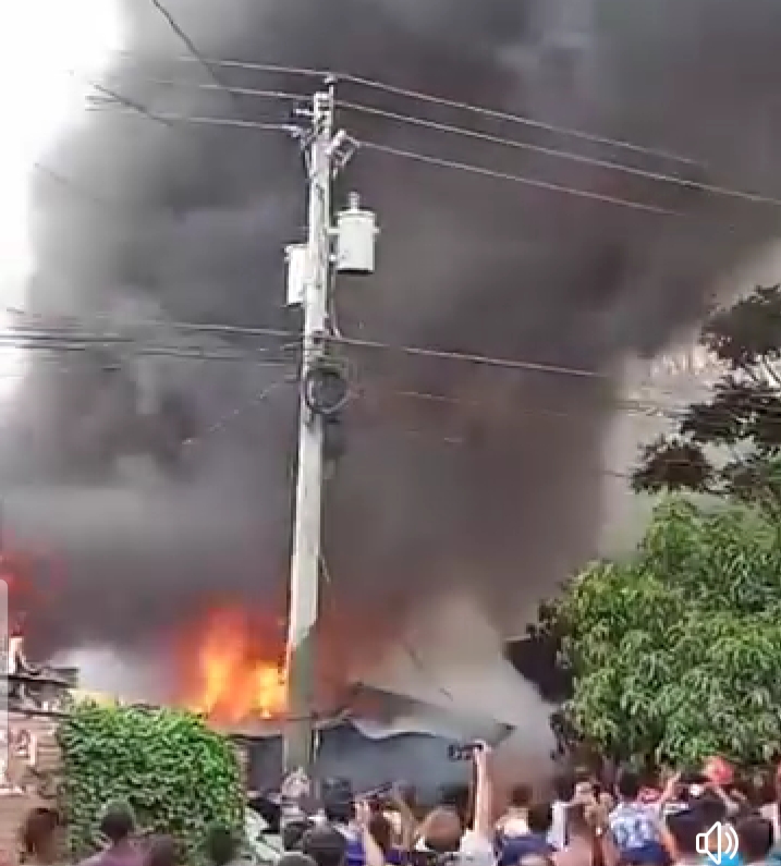 যশোরে প্লাস্টিকের ভাঙ্গারির দোকানে অগ্নিকান্ডের ঘটনায়